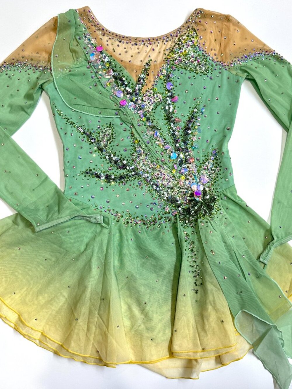 New Light green Crystal Figure Skating Dress Approx. Girls 12–14